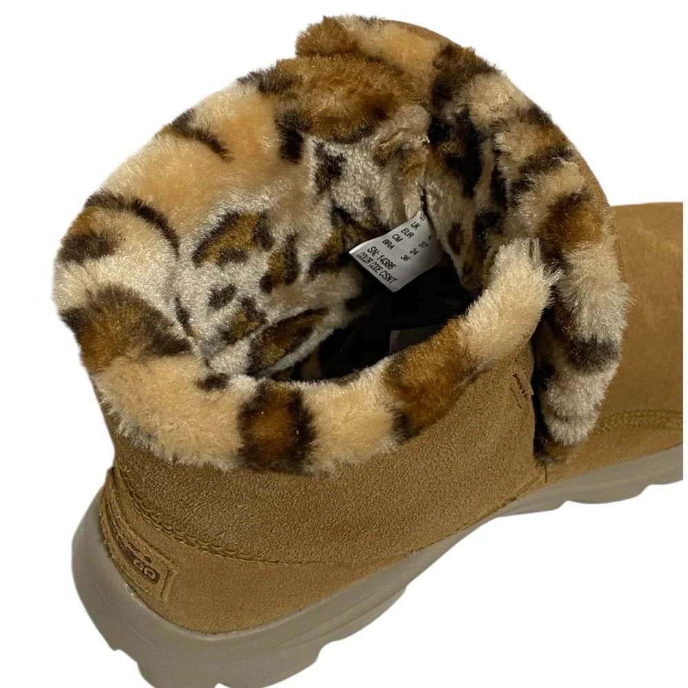 Skechers On The Go Winter Suede Animal Print Chugga Ankle Booties - NWOT - W7